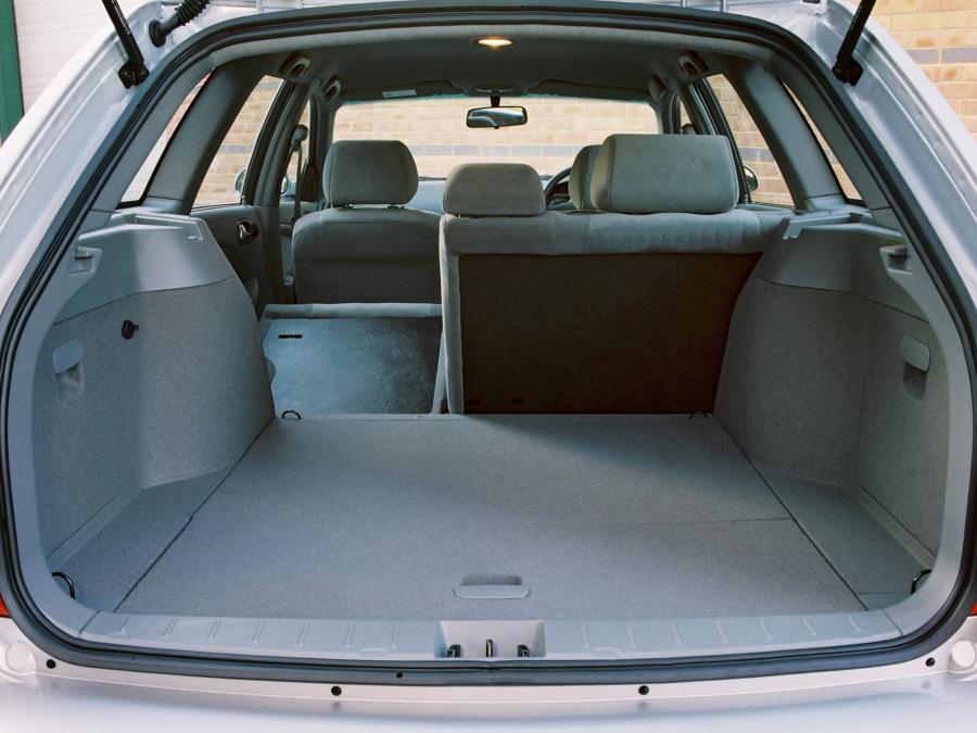  Chevrolet Lacetti Wagon SX 2004 года  (UK) (фото 2 из 10)